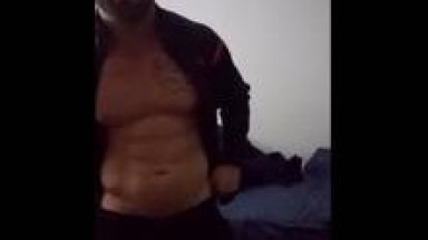Joey posing and jerking off
