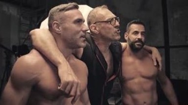 sexy muscle wrestling