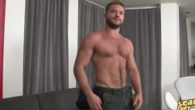 Hudson posing and Jerking Off