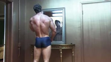 Calum Von Moger training