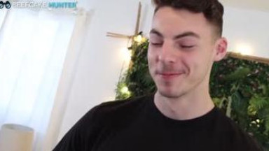 Giving ass for str8 guy