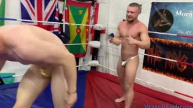 Juicy Jordan vs Max Hunter