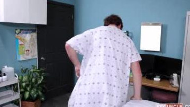 Sexy doctor - Mike Monroe & Daddee