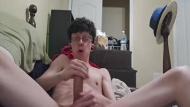 Nerdy guy hard jerking
