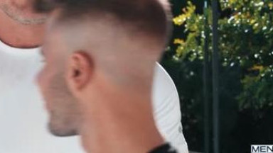 Austin Wolf fucks Allen King