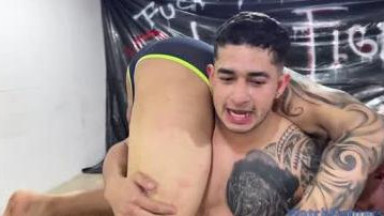 Muscle asian home wrestling