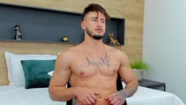 Muscle model webcam show