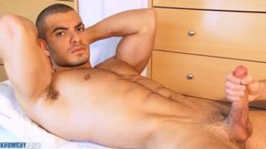 str8 guy gets sucked