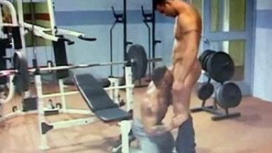 Muscle stud Jim Slade and his friend fuck at the gym