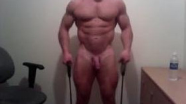 Ben Kieren jerks off