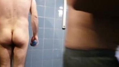 Public shower room