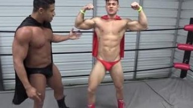 Superhero wrastle